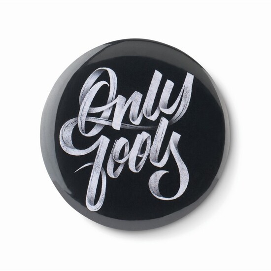 Magnet-Badge mit Kapselheber