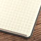 Notizbuch Style Medium im Format 13x21cm, Inhalt kariert, Einband Woody in der Farbe Charcoal